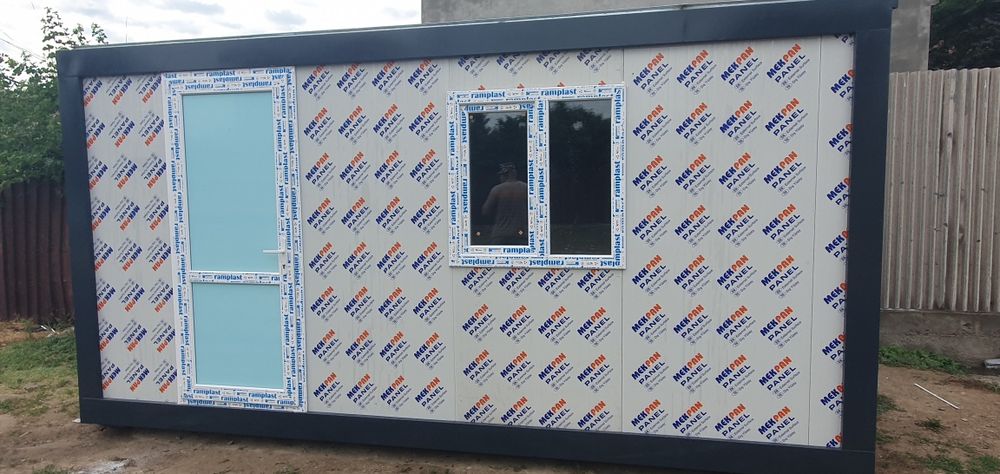 Producem containere modulare la comanda