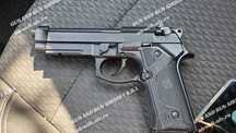 Pistol + Munitie Airsoft F.PUTERNIC Manual NOU!! *FULL METAL*pe Spring