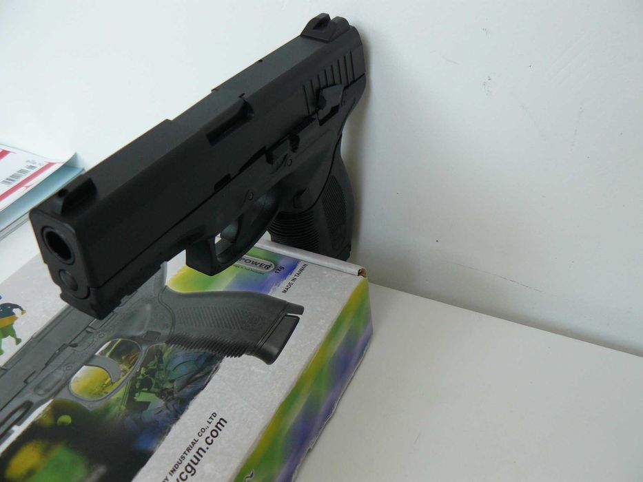 Pistol Airsoft TAURUS PT 24/7 CO2 Metal Slide NBB, Nou In Cutie,KWC