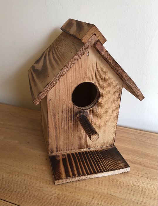 Дървена къщичка за птици , височина 23,5см