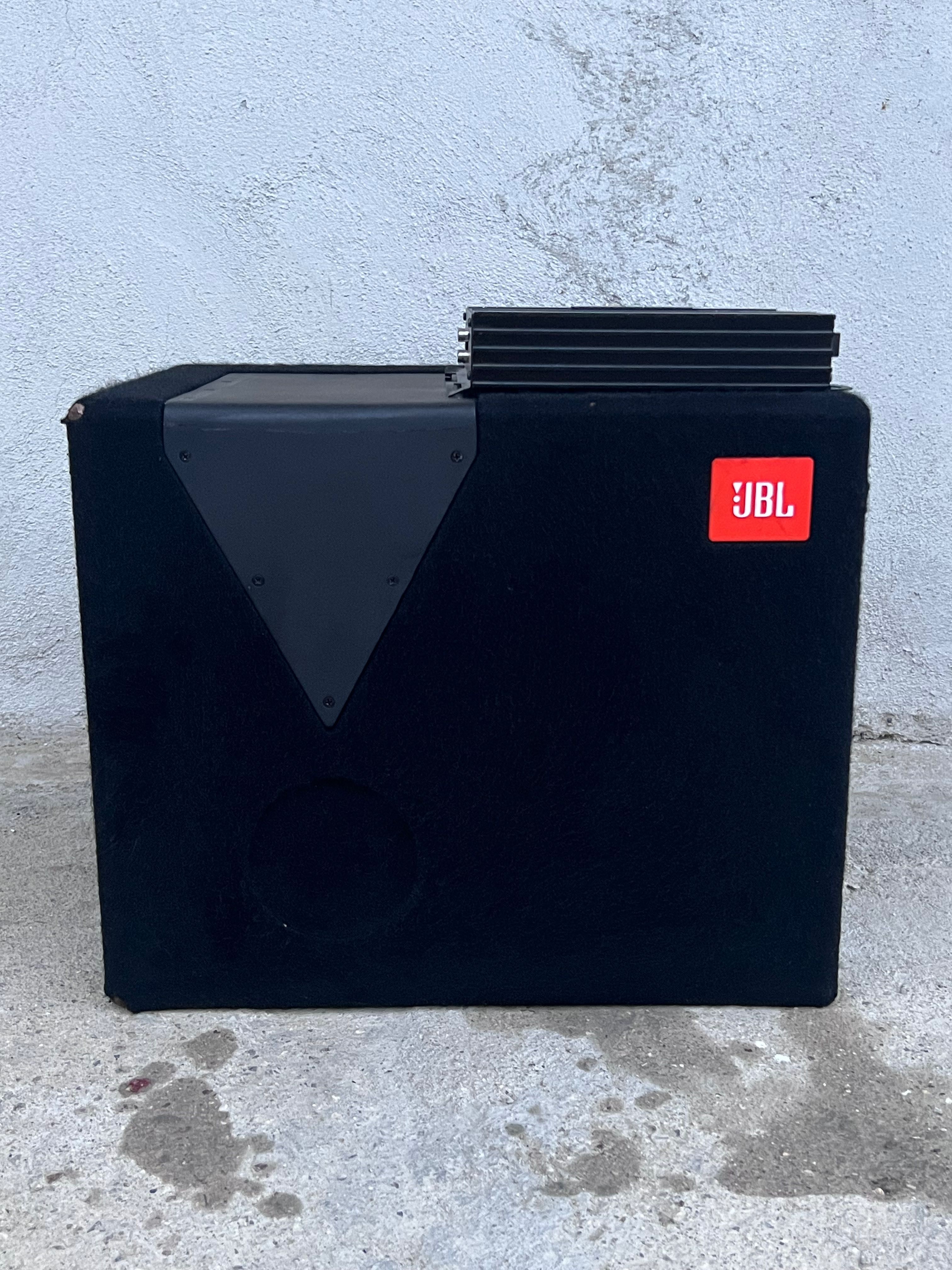 Бас каса JBL CSX-1400BP със Thunder 1000W усилвател