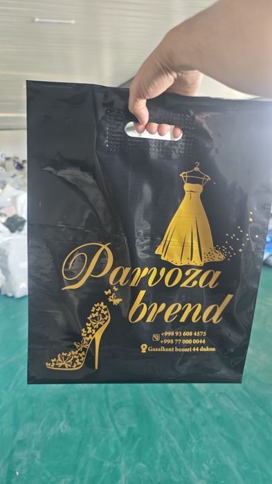 Brend paket logotip paket mayka hamda reyter paketlarga pechat bosish