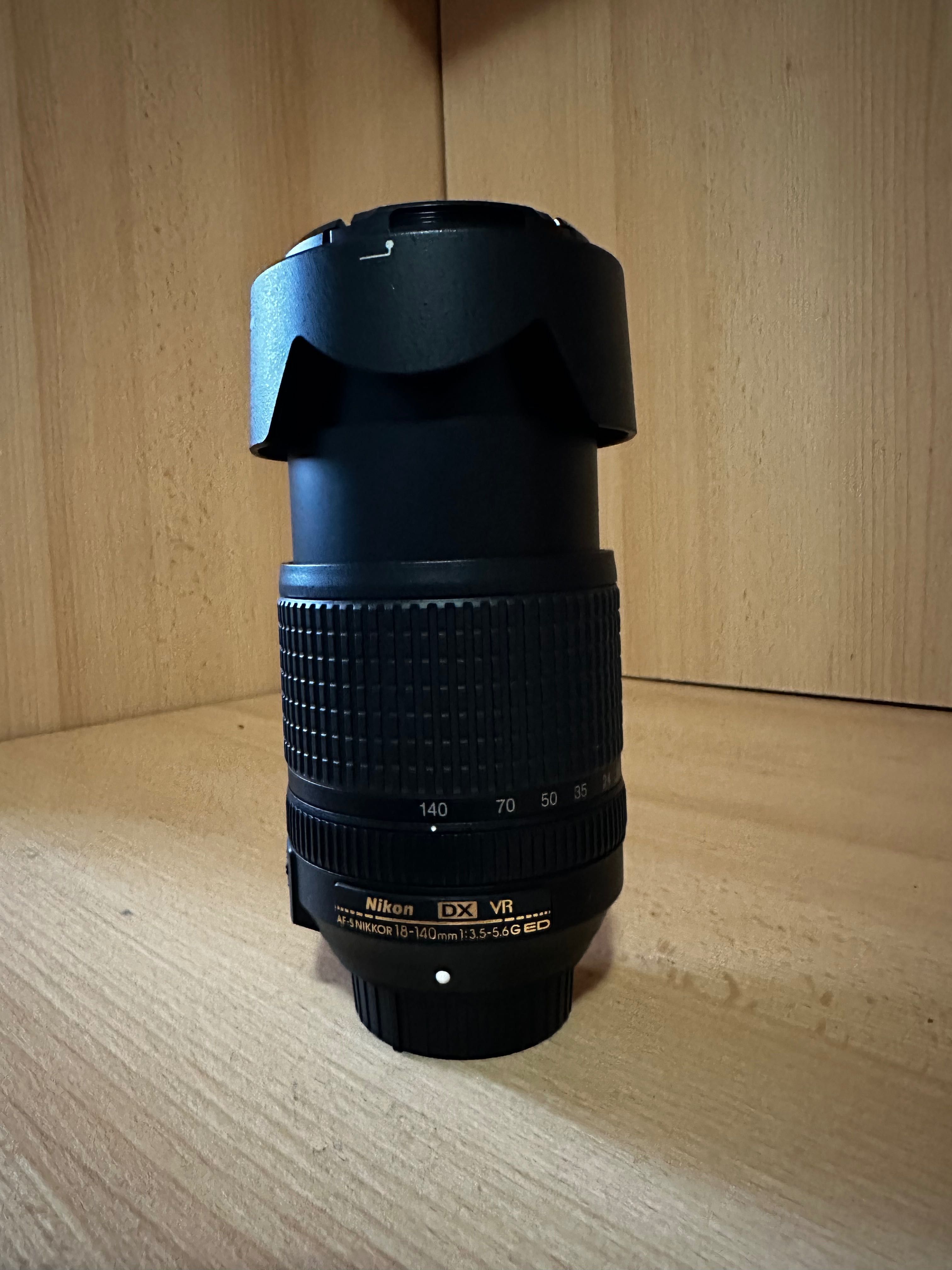 VÂND OBIECTIV NIKON 18-140 MM (3.5 - 5.6)
