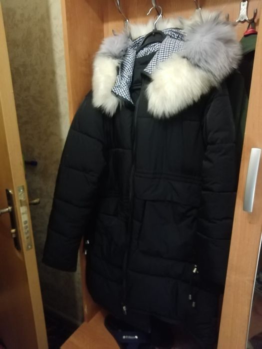 Продам зимний пуховик в отличном состоянии