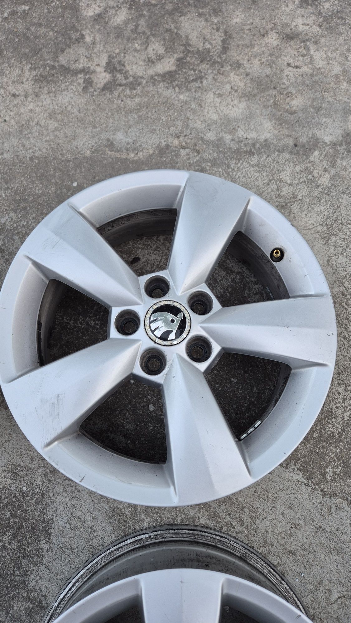 Оригинални джанти  Шкода/Skoda 15' , 5×100 , 6J ,ET 38