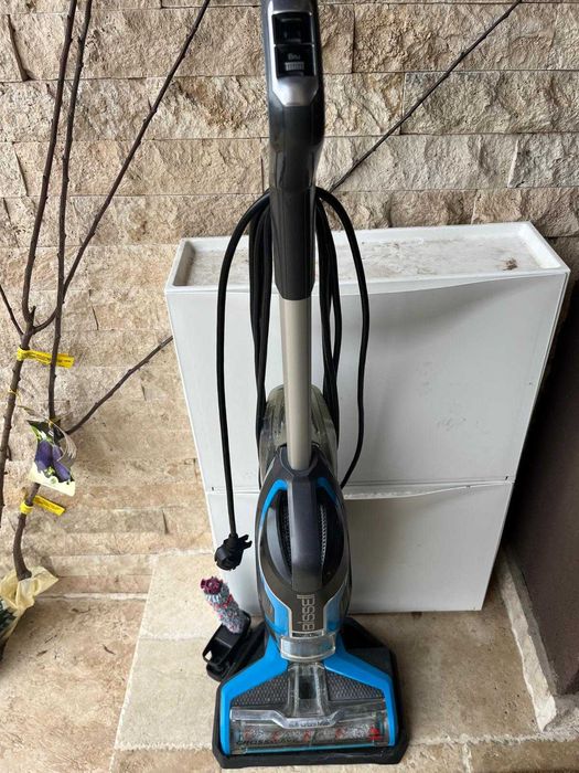 Aspirator cu spalare Bissell Crosswave defect