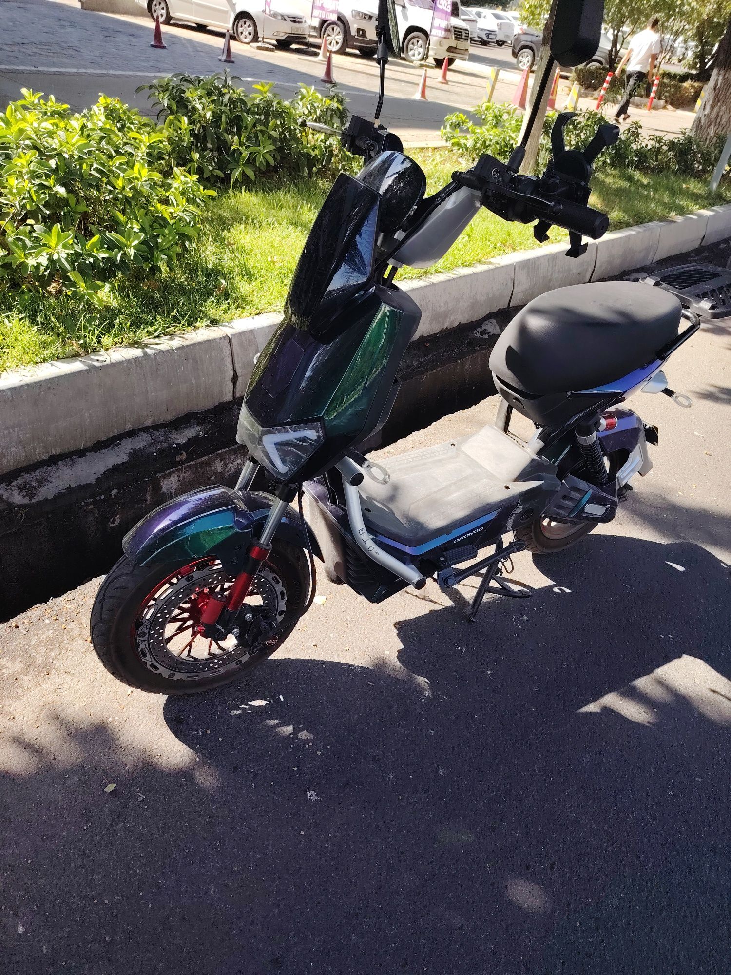 Skuter yangi 4 kun yurgan