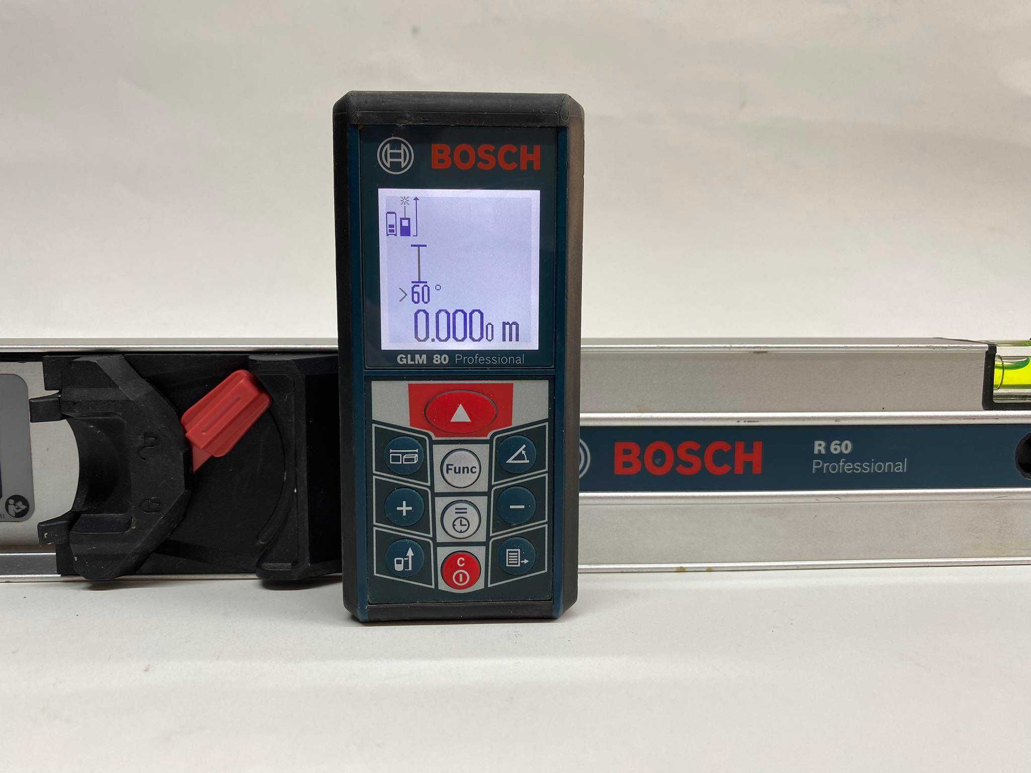 Лазерна ролетка BOSCH GLM 80 + Измервателна шина Bosch R60 / Перфектни