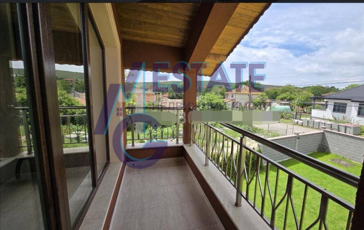 Продава се Къща в с. Тънково, Област Бургас - 164 кв.м за 1433 €/кв.м - Снимка #3