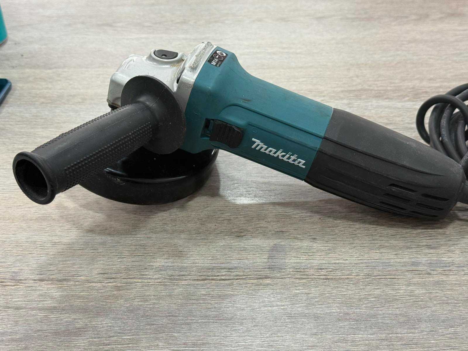 Електрически ъглошлайф Makita GA4530R