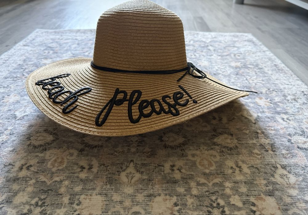 Palarie din paie model chic