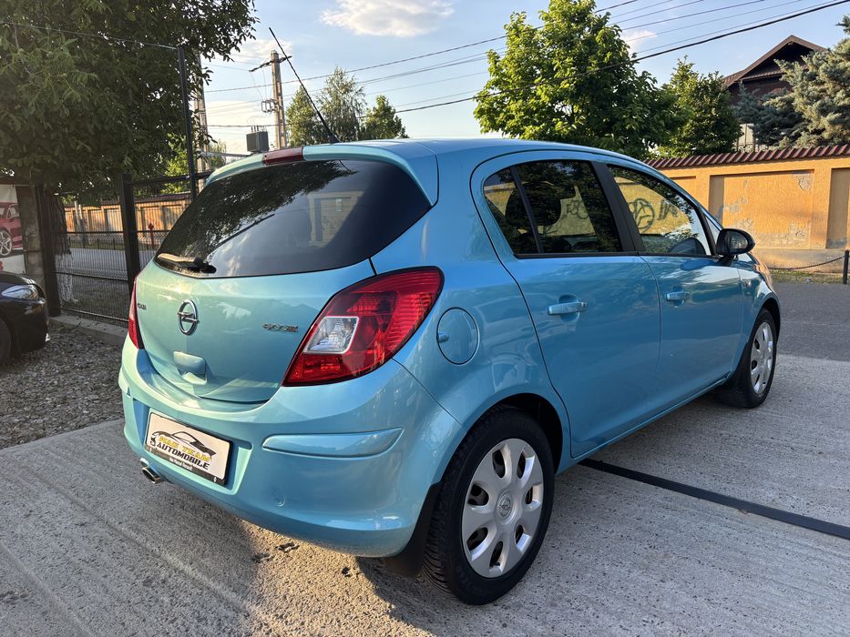 Opel corsa 1.2 benzina 2011 sattelite import Olanda 75 cp euro5