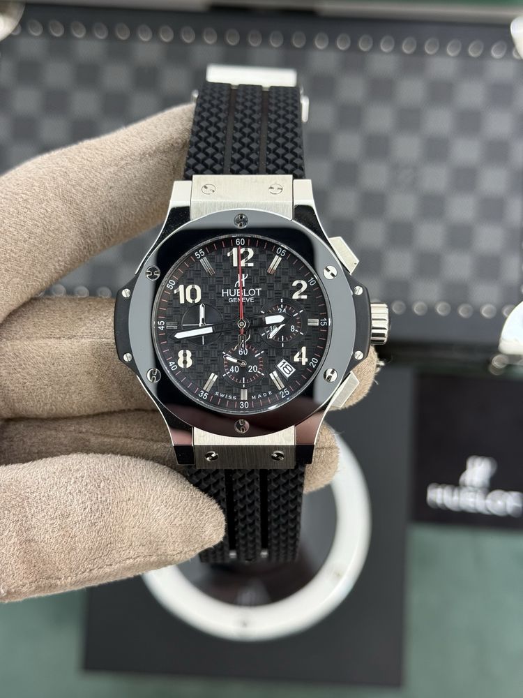 Hublot Big Bang 44 Ceramic