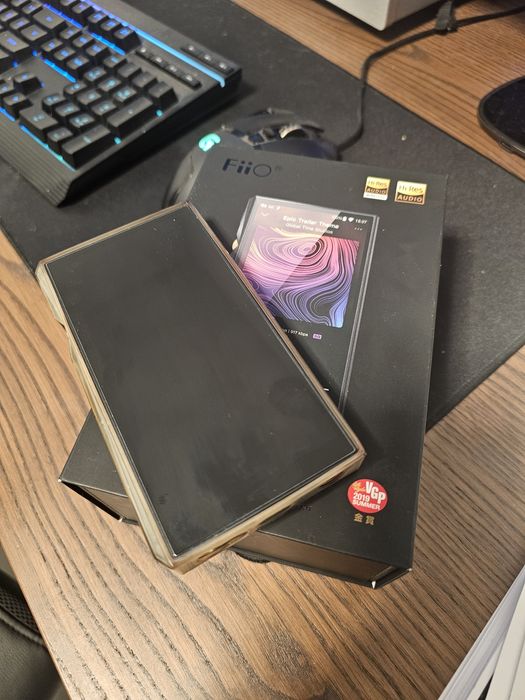 Vând Digital Audio Player FIIO M11