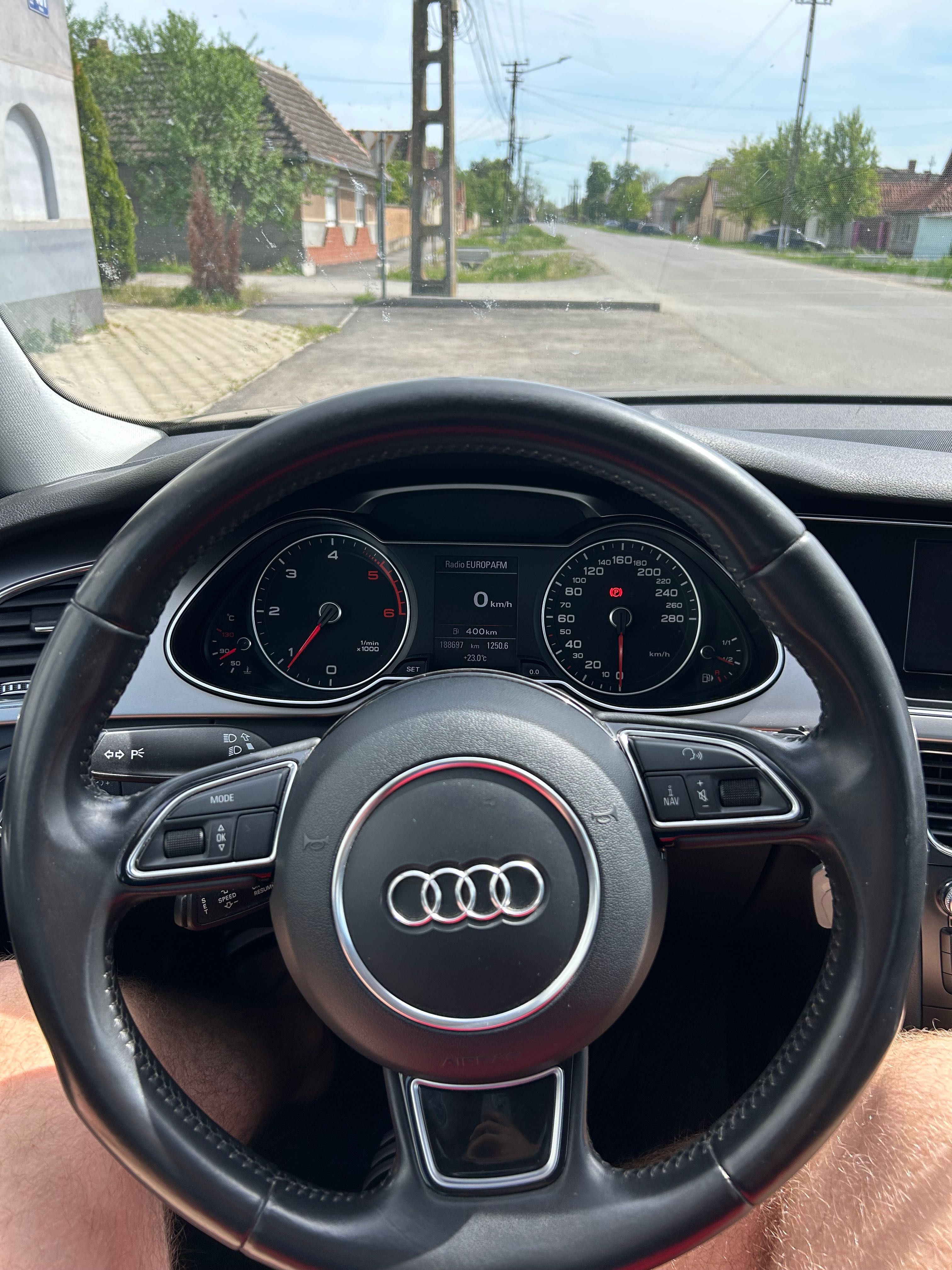 Audi A4 B8.5 2013