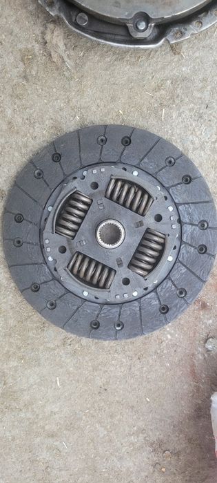 Продается корзига и фередо от двигателя вр6