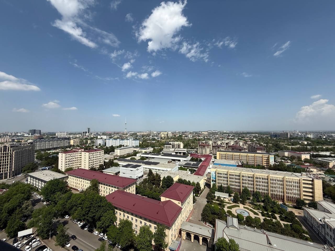 Продаётся квартира ЖК Акай сити 3 комнатная