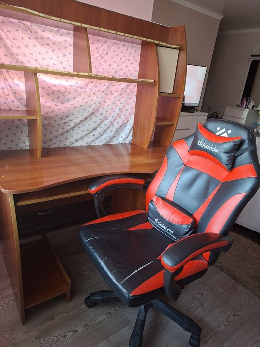 Стул игровой компьютерный
