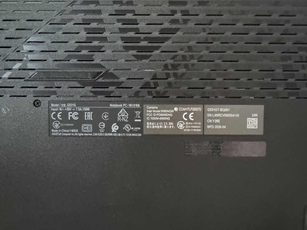 Продавам лаптоп ASUS ROG Strix G531G Като НОВ!