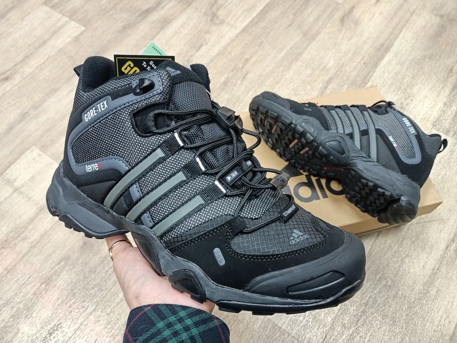 Треккинговые ботинки термо Adidas Terrex размеры с 41 по 45 в Алматы