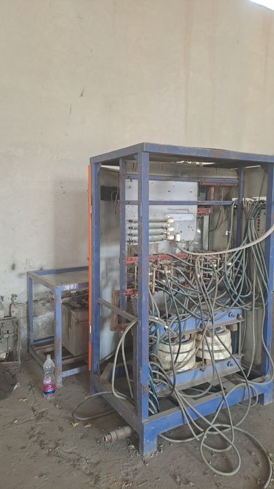 Индукционный печь