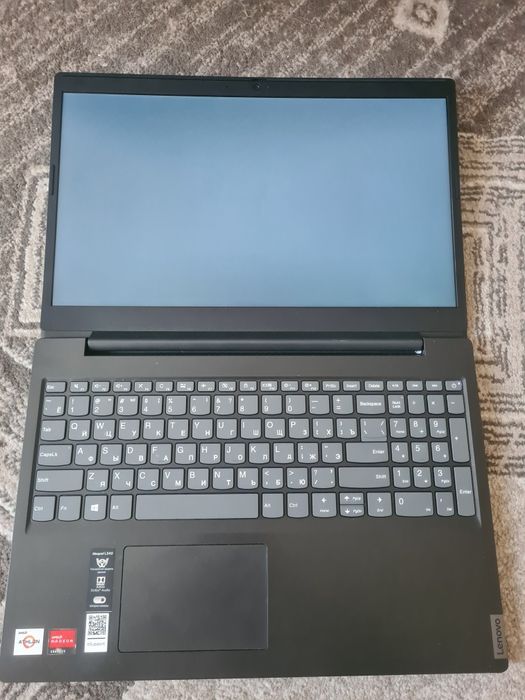 Ноутбук Леново продам