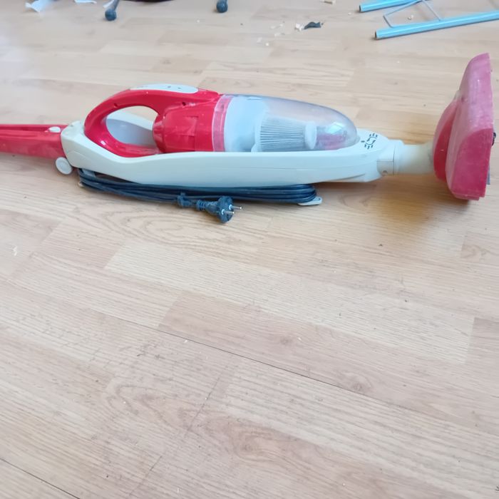 Прахосмукачка малка