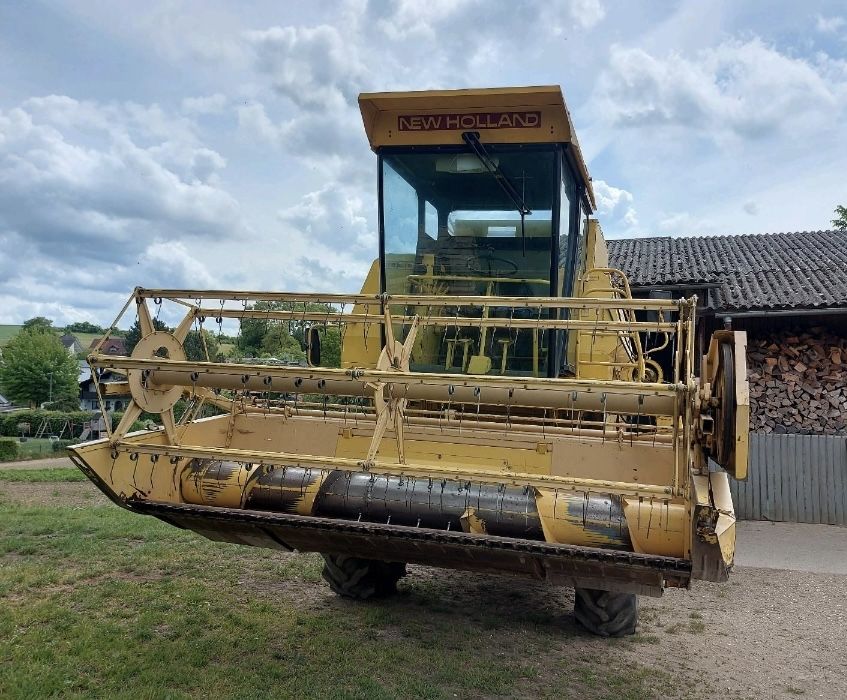 Combina New Holland 8030 cu clima