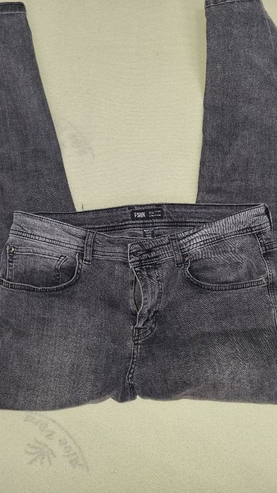 Blugi Noi FSBN 34/32