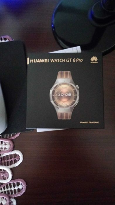 Smart watch Huawei GT 6 Pro nou, digilat, in cutie, nedesfacut