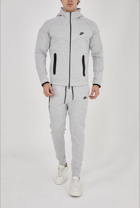 Nike Tech Fleece спортен екип активен джоб