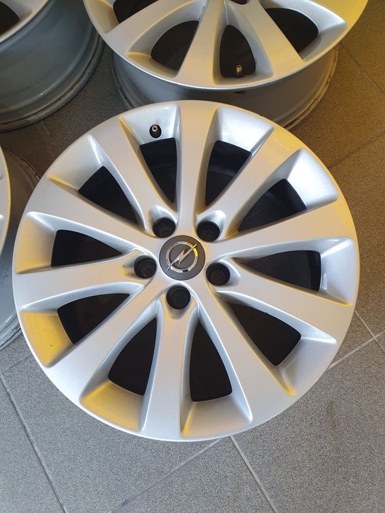 Jante Opel Meriva B, Astra H, Zafira B 5x110 R17