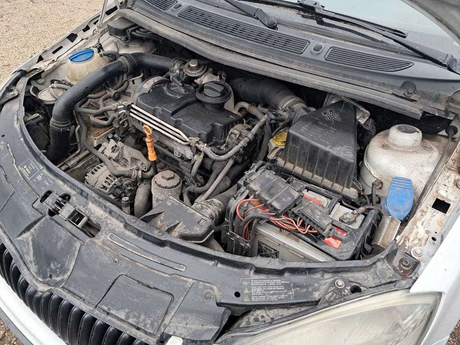 Skoda Fabia 2 Vw Polo 9N, chiulasa completa motor 1,4 TDI cod BNM