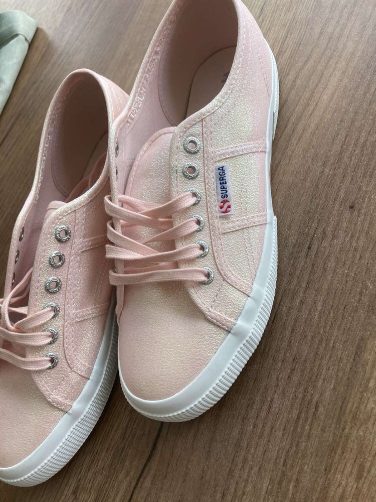 Дамски кецове SUPERGA