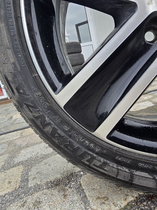 Алуминиева джанта с гума 205/55/R17 Volkswagen