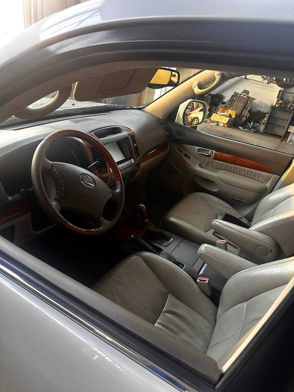 Свой Lexus GX470, без вложений, внедорожник.