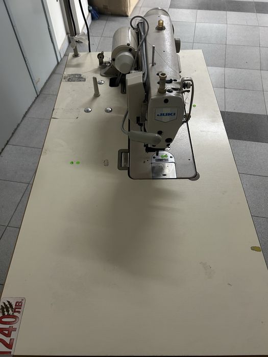 Juki пет конечен оверлог трифазен.