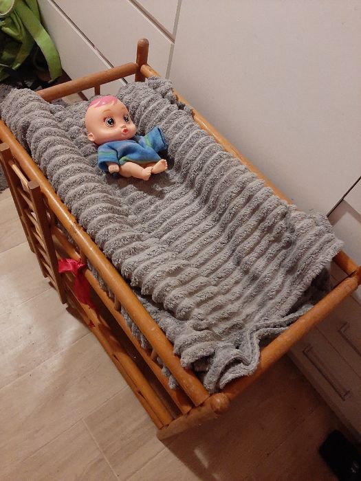 Vand mini-patut etajat  și carucior