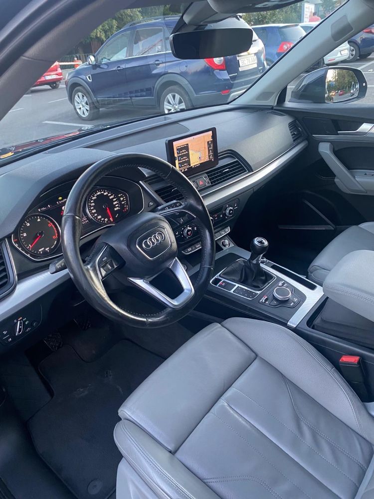 Vand AudiQ5 2.0 tdi 2017 unic propietar