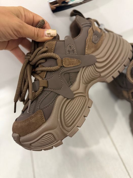 Дамски маратонки