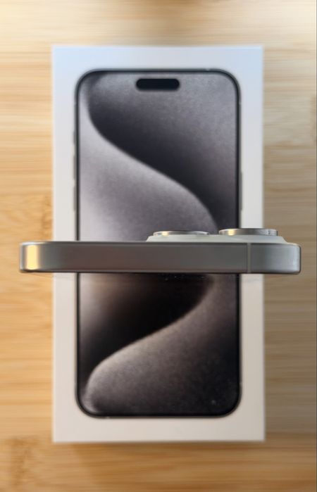 iPhone 15 Pro Max 256GB White Titanium