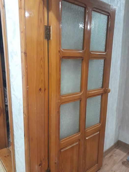 Двери комнатные со стеклом