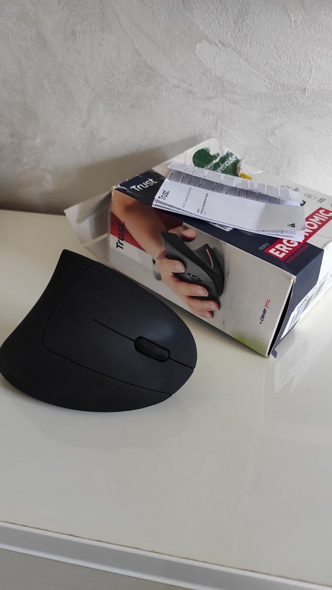 Mouse nou wireless ergonomic Trust