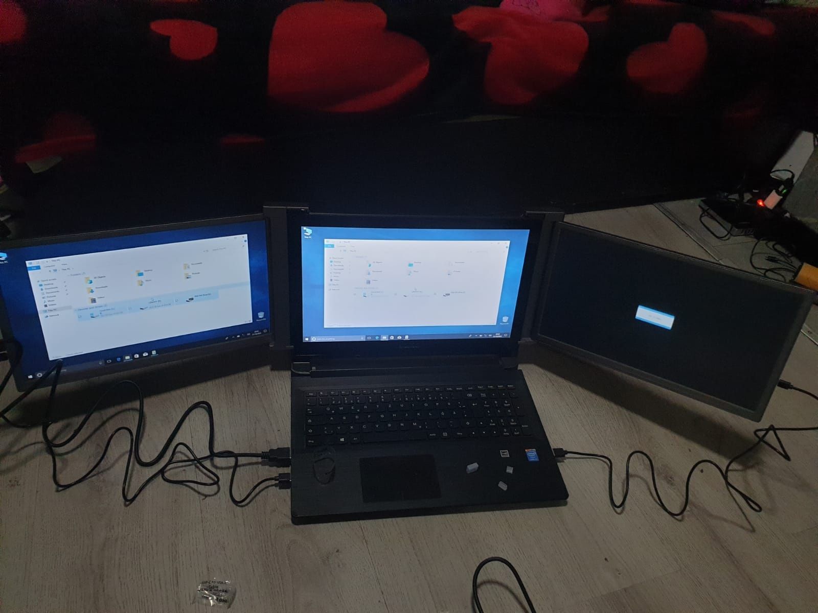 Monitor exrender pentru laptop model s600 ecran 15 nou