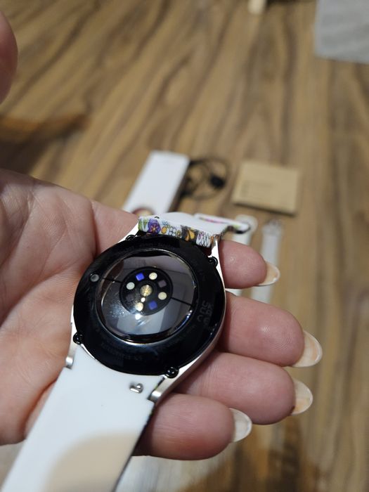 Samsung watch 7  перфектен