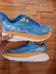 Adidași Hoka clinton 9