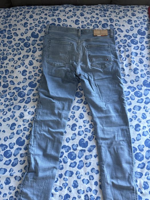 Blugi tommy hilfiger slim 31-30