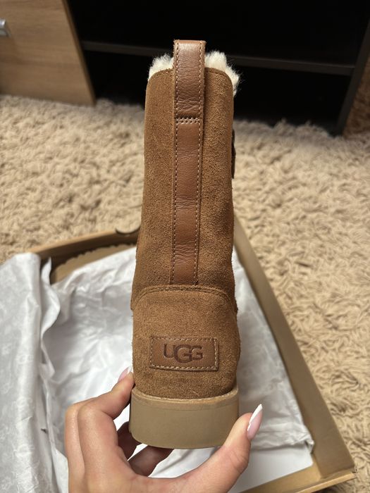 Ботуши UGG