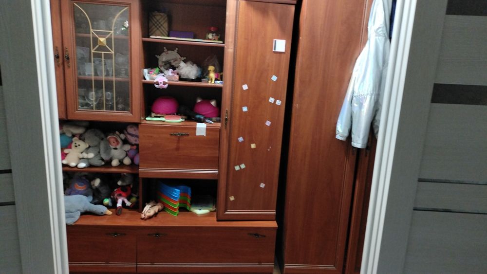 Продам стенку в зал, гостиную