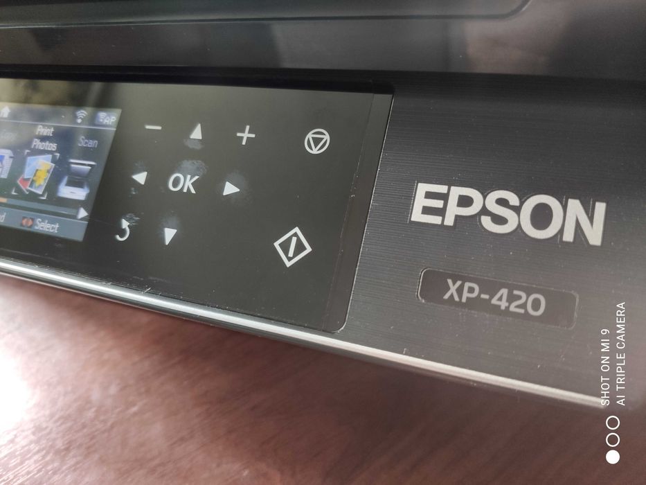 Epson Expression Home XP 420  МФУ 3в1 с СНПЧ и чернилами